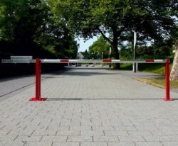 Hævebom – Pålidelig og fleksibel adgangskontrol