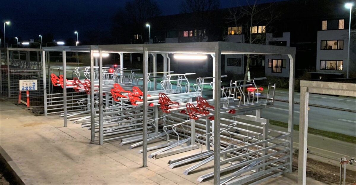 Casa 01 cykeloverdækning med dobblelt cykeloverdækning til etage cykelparkering