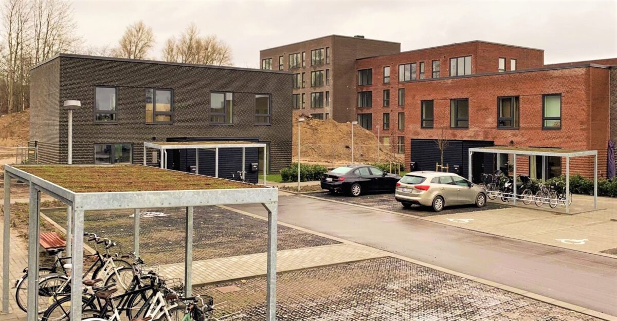 Cykeloverdækninger Casa 01 i galvaniseret stål med cykelstativer med plads til mange cykler