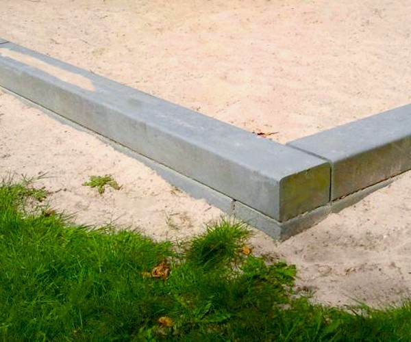 PLAST SVELLER
