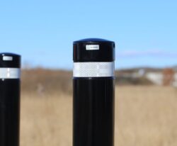 Klassisk Pullert med hvid refleks fra By Bang