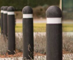 parkeringspullert | Runde parkeringspullerter i genbrugsplast – sikker og synlig afspærring til trafiksikring