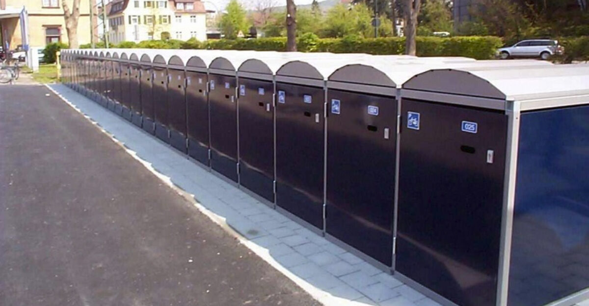 ARTEUS cykelboks med energisøjle - Sikker og fleksibel cykelopbevaring en beskyttet parkeringbokse for en enkel cykel og mulighed for elcykel opladning