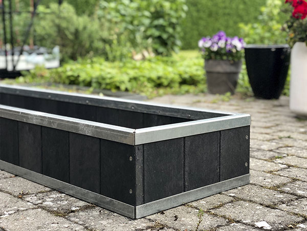 Højbede i genbrugsplast