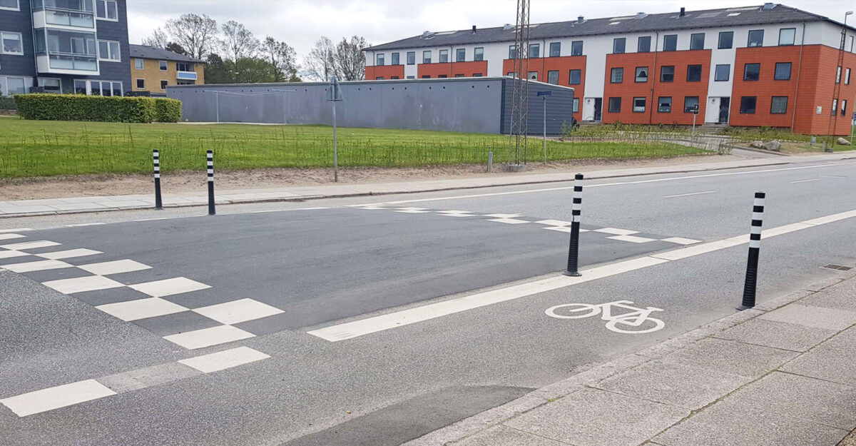 Fleksibel plast pullert i sort