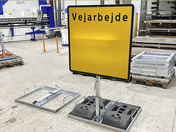STABELBARE SKILTESTANDER